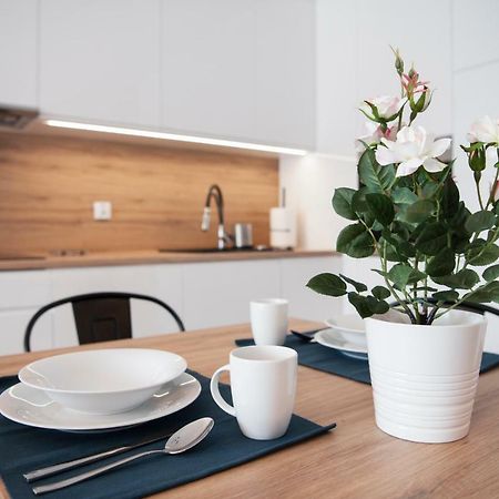 Unique 3City Apartments - Grey Apartment 格但斯克 外观 照片